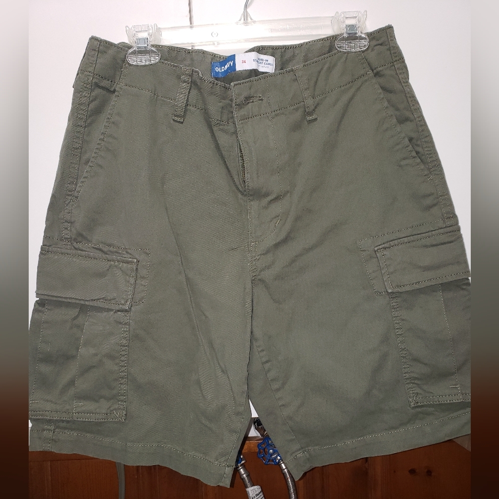 Men's Olive Cargo Shorts